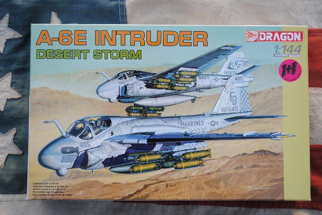 A-6E Intruder desert storm 1+1 1/144 dragon - 4588