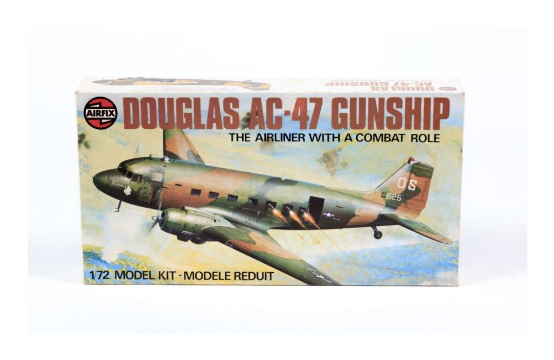 DOUGLAS AC-47 GUNSHIP 1/72 AIRFIX - 4016